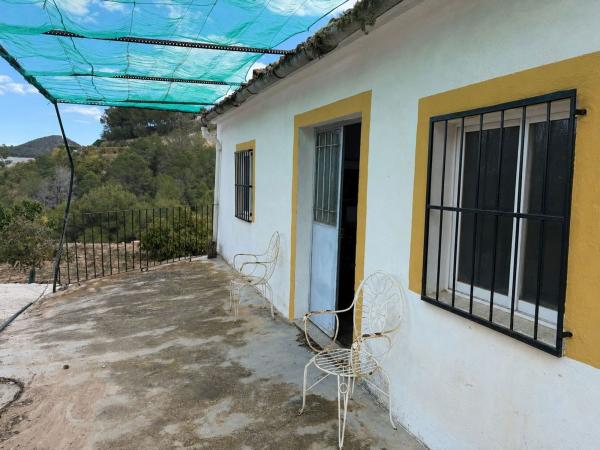 Rustic farm for sale in Finca rústica en Partida les Tronetes, Xirles, Polop , Polop photo 1