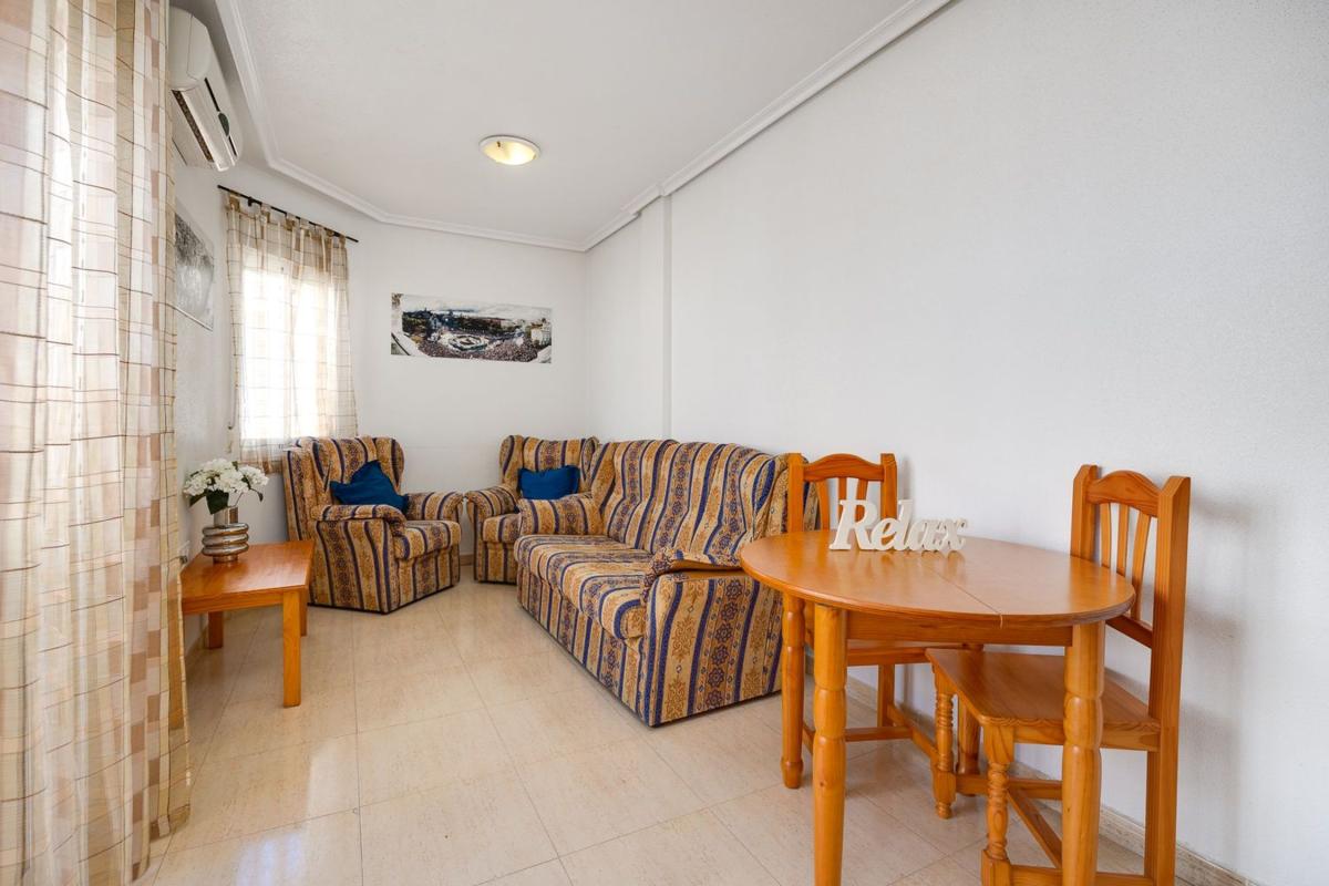 Sprzedaż mieszkania w centrum, Torrevieja
photo 4