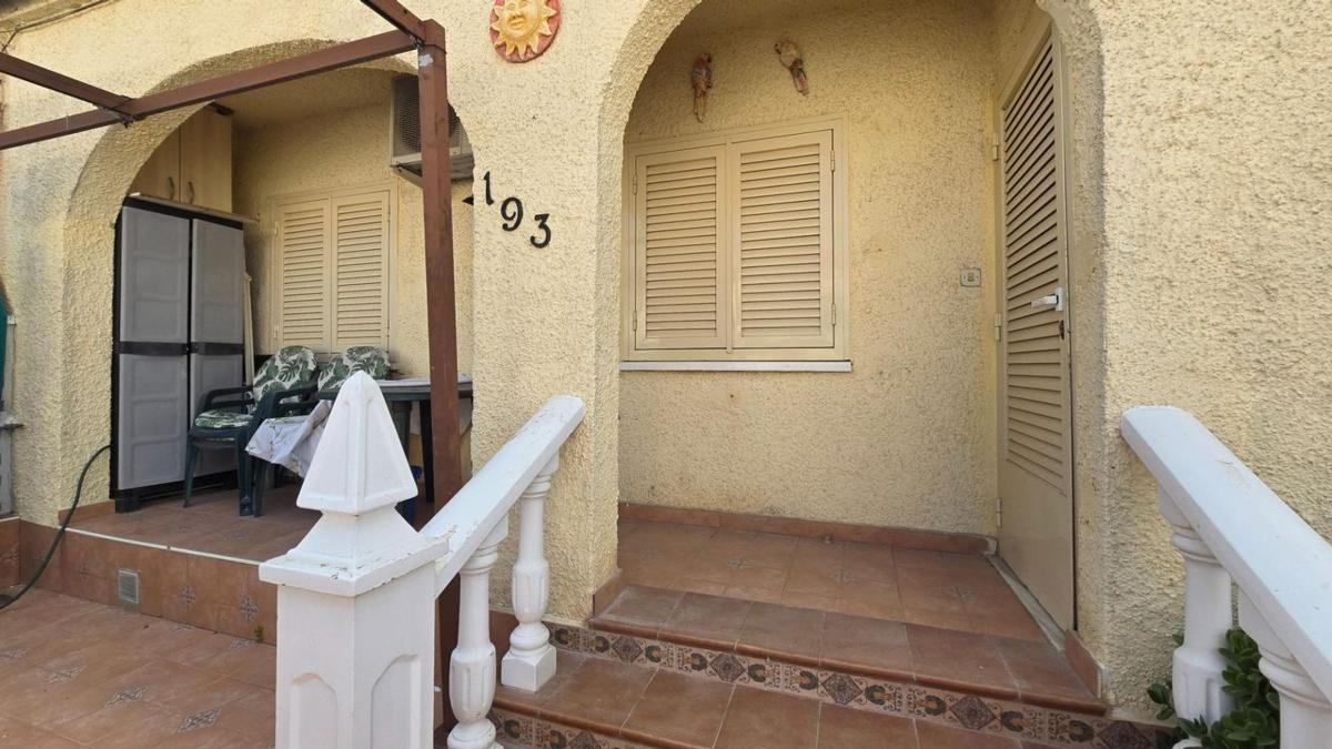 Продажа таунхауса в Chalet adosado en Calle Amsterdam, San Fulgencio , Сан-Фульхенсио photo 5