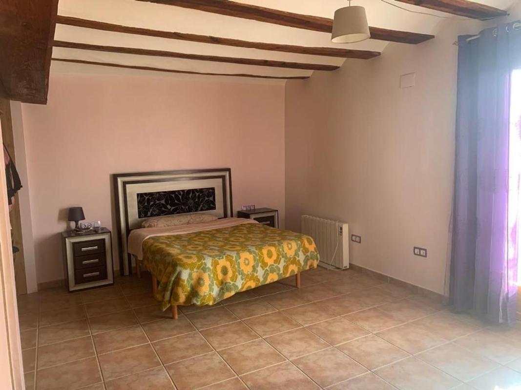 Продажа таунхауса в Chalet adosado en Calle Doctor Salcedo, Onil , Онил photo 5