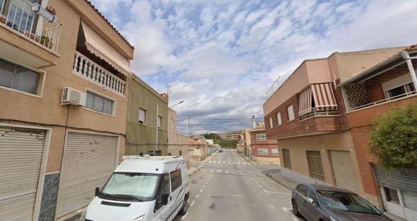 Chalet adosado en Calle Caridad, San Crispín - Huerta Nueva - Estación, Elda photo 3