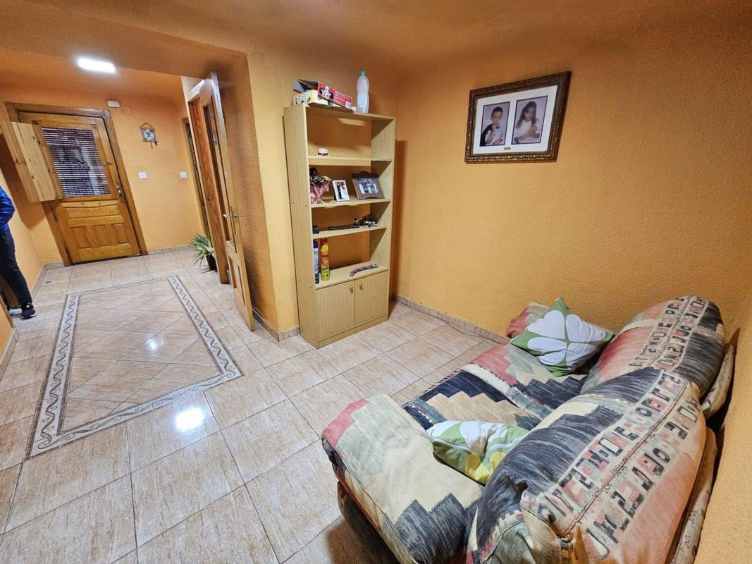 Propiedades en venta y alquiler en España photo 4
