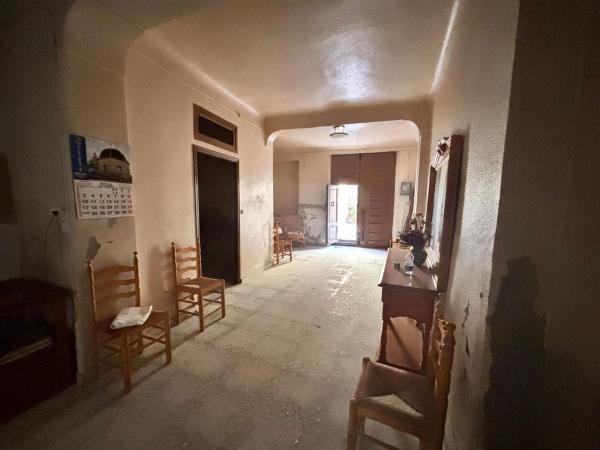 Casa de pueblo en Calle Verge del Miracle, Relleu thumbnail 1