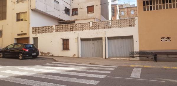 Casa de pueblo en Avenida de la Constitució, 26, Banyeres de Mariola photo 1