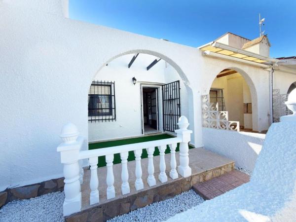 Casa o chalet independiente en Calle Bailén Blue Lagoon, Blue Lagoon - Galán, San Miguel de Salinas photo 1