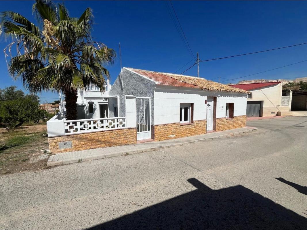 Propiedades en venta y alquiler en España photo 2