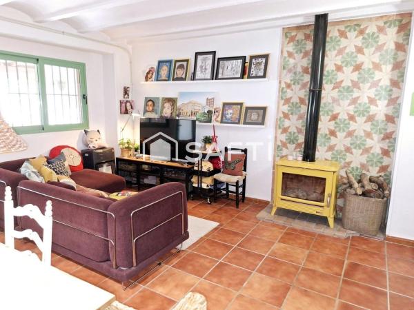 Chalet adosado en Pinoso thumbnail 2