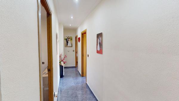 Venta de piso en Piso en Calle Major del Pla, Raval de Santa Teresa-El Asilo, Elche / Elx, Elche / Elx
 photo 2