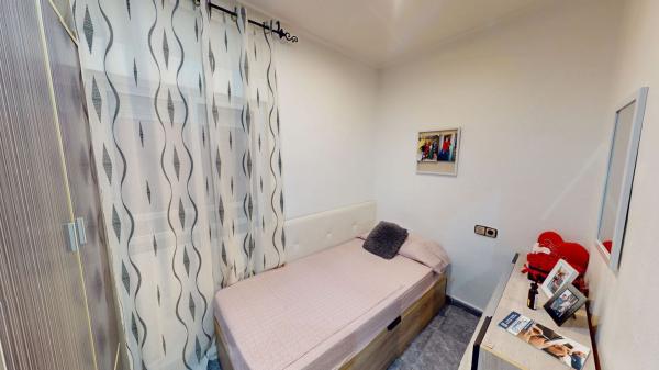Venta de piso en Piso en Calle Major del Pla, Raval de Santa Teresa-El Asilo, Elche / Elx, Elche / Elx
 photo 3