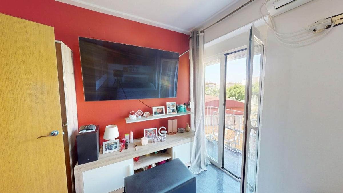 Venta de piso en Piso en Calle Major del Pla, Raval de Santa Teresa-El Asilo, Elche / Elx, Elche / Elx
photo 5