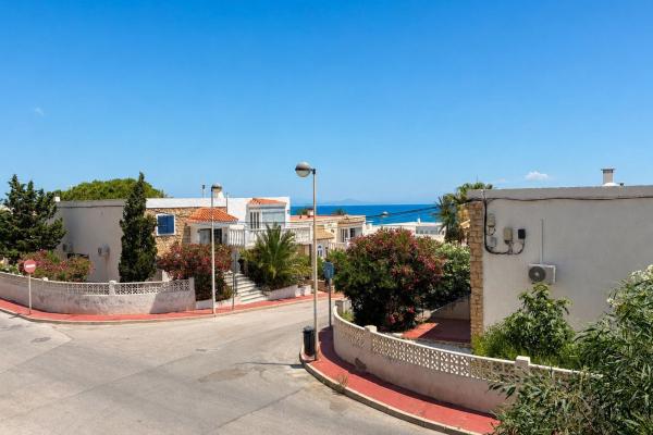 Venta de piso en Piso en Calle Guadalajara, Cabo Cervera, Torrevieja, Torrevieja
 photo 1