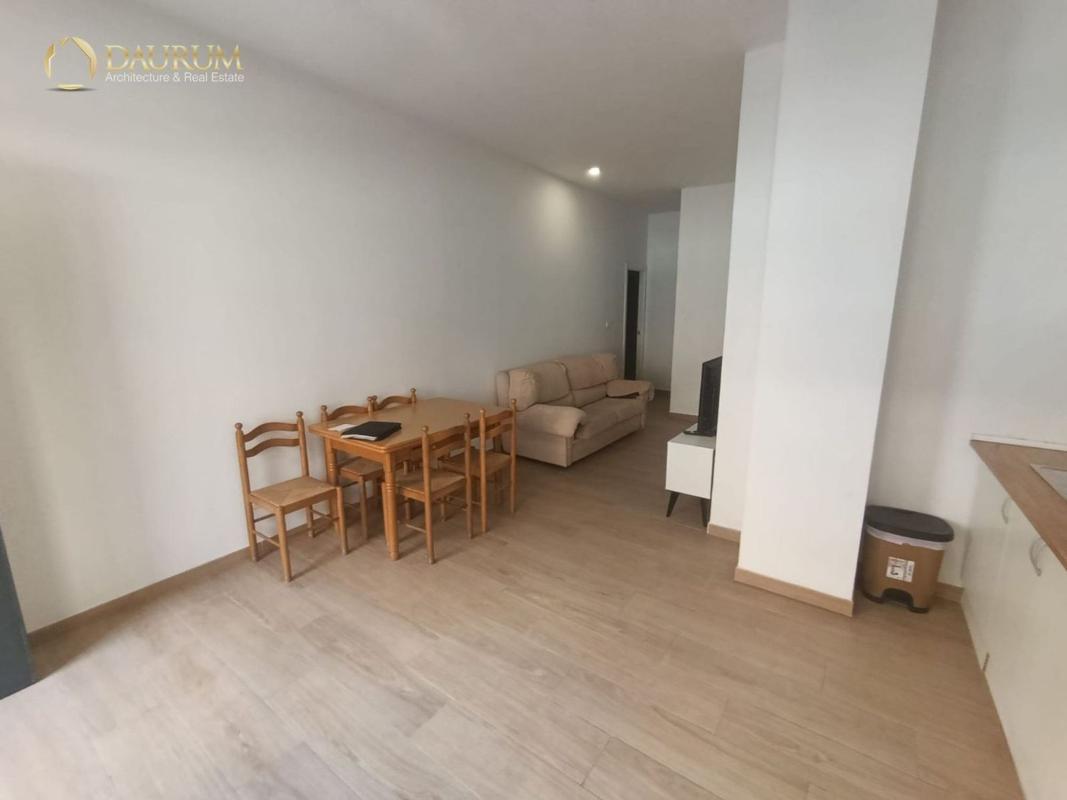 Venta de piso en Piso en Calle Capità Alfons Vives, Reina Victoria-Miguel Hernández, Elche / Elx, Elche / Elx
photo 3