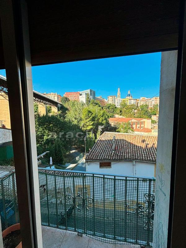 Продажа квартиры на Piso en Centro - Zona Alta, Alcoy / Alcoi, Алкой
photo 4