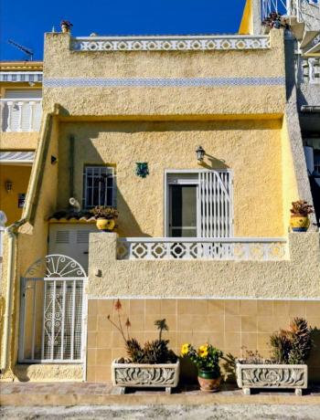 Chalet adosado en San Fulgencio thumbnail 1