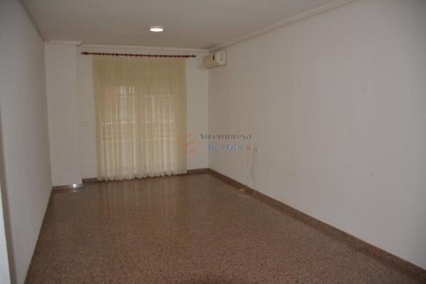 Sale of flat in Piso en Fraternidad, Elda, Elda
 photo 2