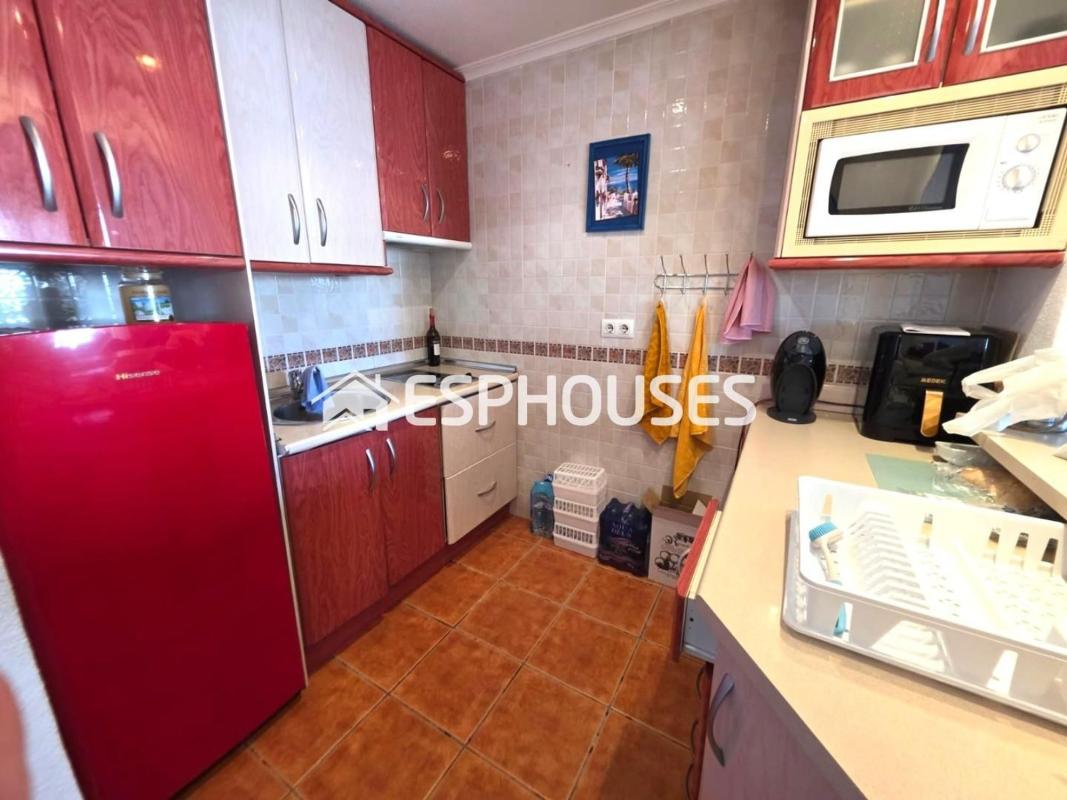 Продажа отдельного шале в Chalet pareado en San Fulgencio, Сан-Фульхенсио photo 4