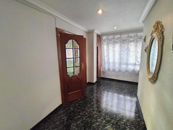 Venta de piso en Piso en Avenida de Madrid s/n, Petrer, Petrer
thumbnail 2