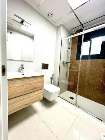Venta de piso en Piso en Calle Maestro Francisco Casanovas, 57, Avenida Habaneras - Curva de Palangre, Torrevieja, Torrevieja
thumbnail 3