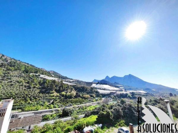 Chalet adosado en de la constitución, Bolulla thumbnail 1