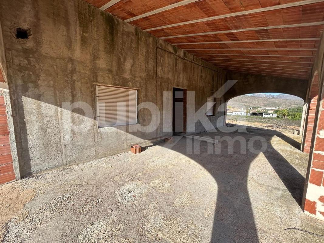 Недвижимость на продажу и в аренду в Испании photo 2