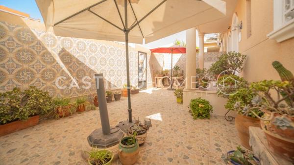 Chalet independiente en venta en Casa o chalet en Aguas Nuevas, Torrevieja, Torrevieja photo 3