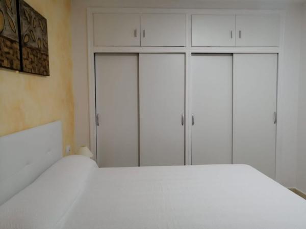 Sale of flat in Town Zone, Pilar de la Horadada
 photo 2