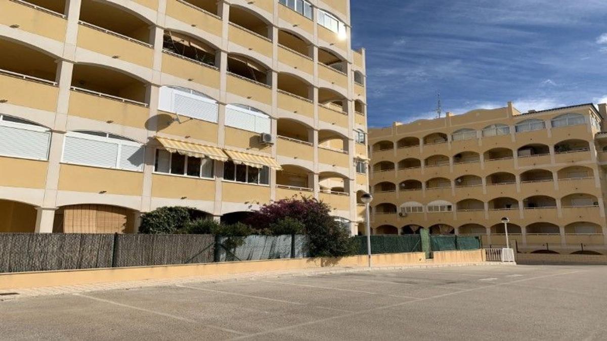 Продажа квартиры на Piso en Calle Helena, Torreblanca, Torrevieja, Торревьеха
photo 3