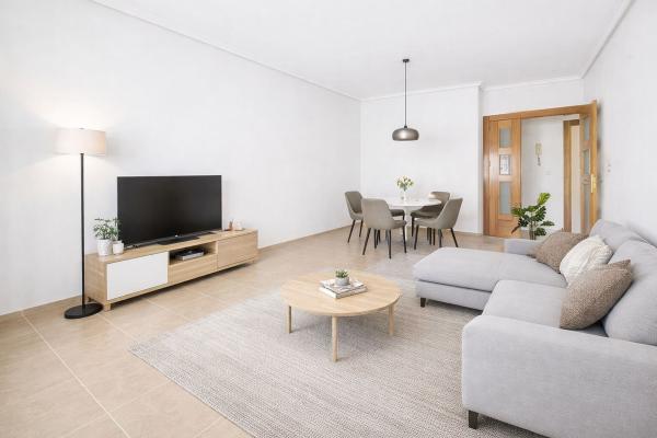 Sale of flat in Town Zone, Pilar de la Horadada
 photo 1