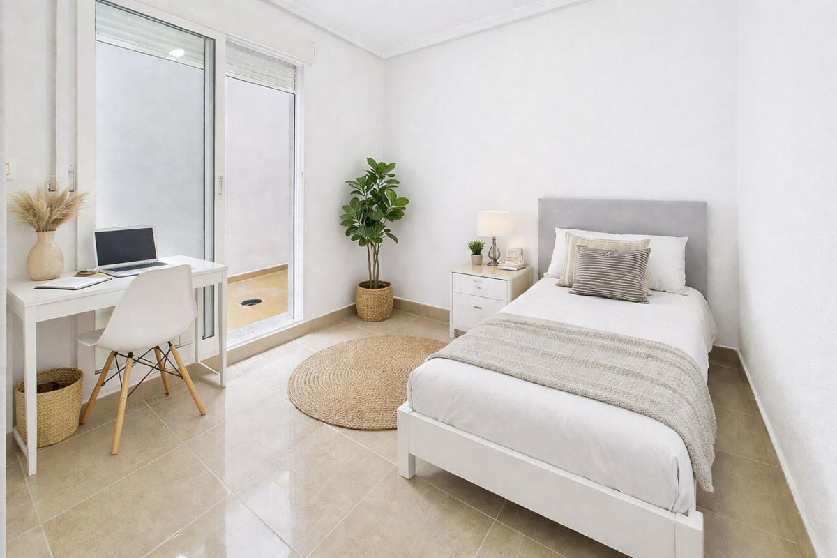 Sale of apartment in Town Zone, Pilar de la Horadada
photo 5