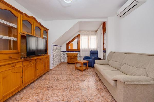 Venta de piso en Piso en Avenida de Francia, 22, Los Europeos, Torrevieja, Torrevieja
thumbnail 2