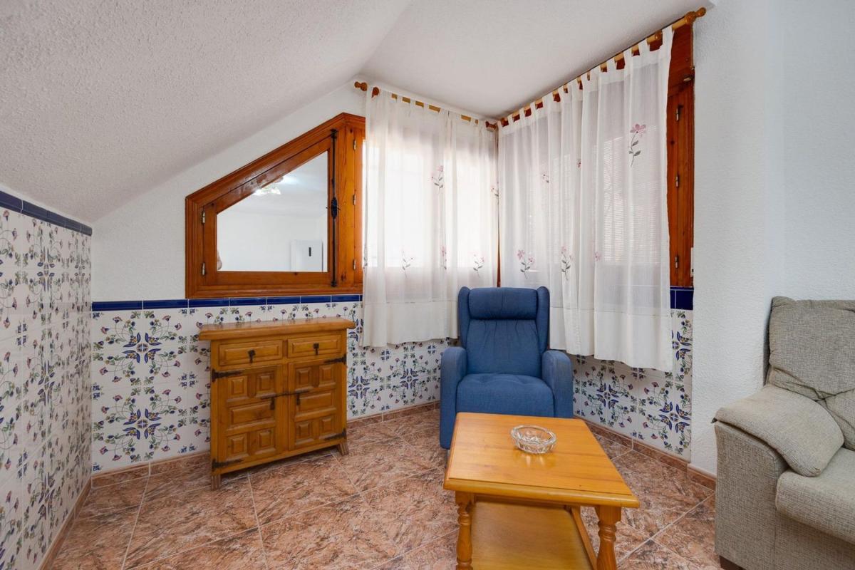 Venta de piso en Piso en Avenida de Francia, 22, Los Europeos, Torrevieja, Torrevieja
photo 5