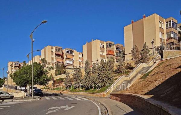 Sprzedaż mieszkania w Piso en Calle Benimantell, 16, Juan XXIII, Alicante / Alacant, Alicante / Alacant
photo 1