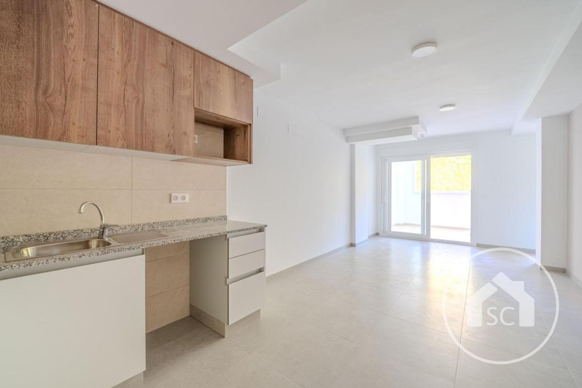 Sale of apartment in Piso en Plaza de Toros - Avenida Chapí - Trinquete, Elda, Elda
photo 4