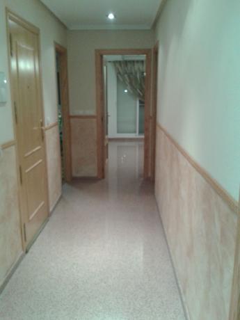 Sale of flat in Piso en Calle Caridad, 32, San Crispín - Huerta Nueva - Estación, Elda, Elda
photo 1