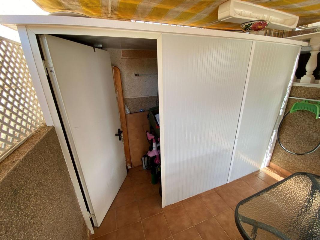 Venta de piso en Piso en Calle del Pino, Los Balcones - Los Altos del Edén, Torrevieja, Torrevieja
 photo 3
