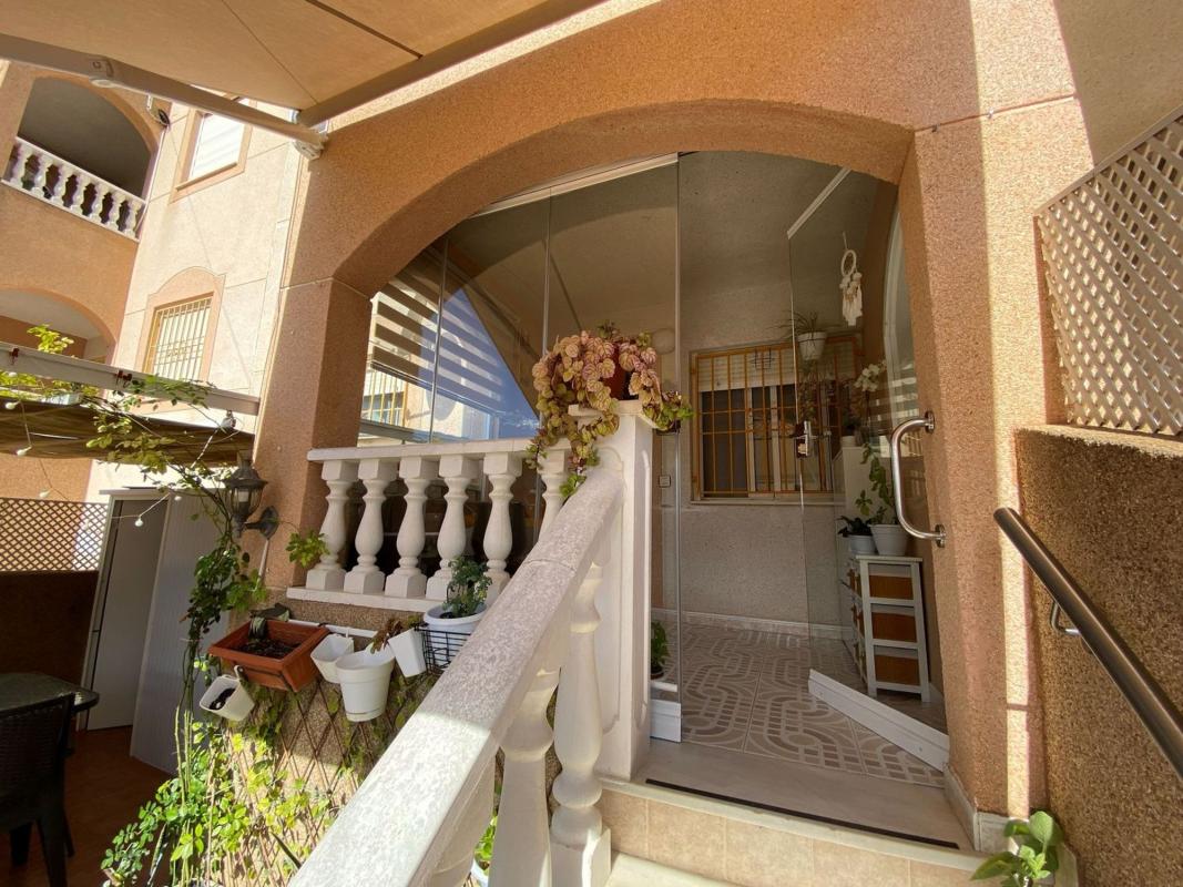 Venta de piso en Piso en Calle del Pino, Los Balcones - Los Altos del Edén, Torrevieja, Torrevieja
 photo 5
