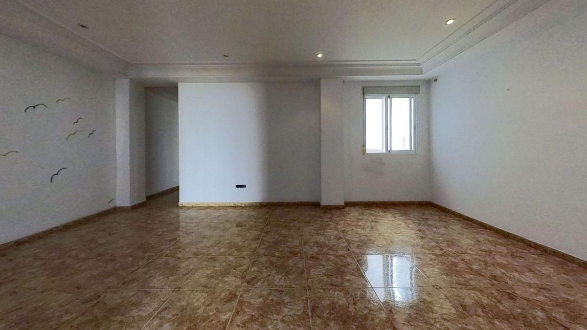 Продажа квартиры на Piso en Carrús Este, Elche / Elx, Эльче / Эльх
photo 2