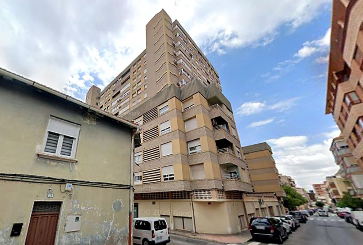 Venta de piso en Plaza de Toros - Avenida Chapí - Trinquete, Elda
photo 3