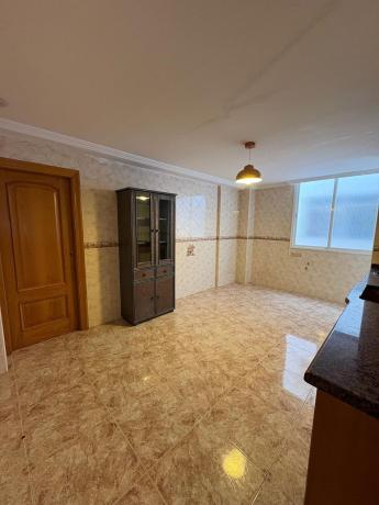 Sprzedaż mieszkania w Piso en Calle Patricio Ruiz Gómez, 56, Carrús Este, Elche / Elx, Elche / Elx
 photo 1