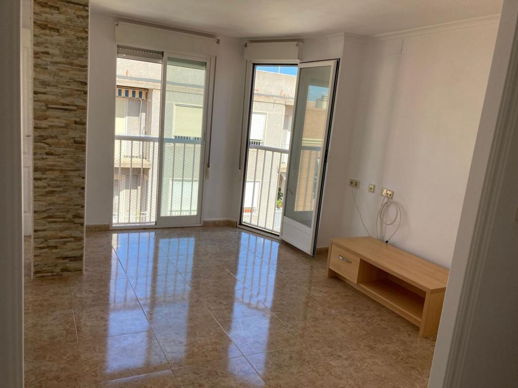 Venta de piso en Piso en Raval de Santa Teresa-El Asilo, Elche / Elx, Elche / Elx
photo 2