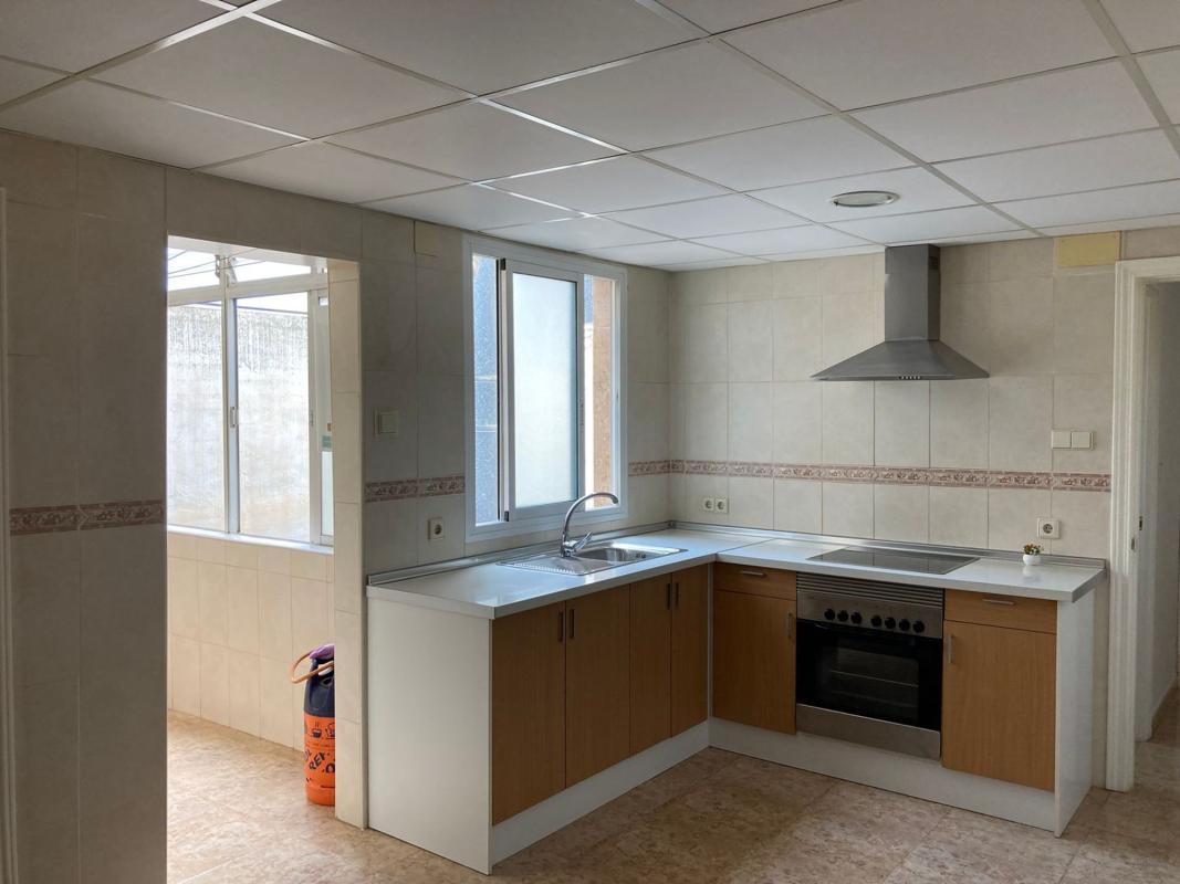 Venta de piso en Piso en Raval de Santa Teresa-El Asilo, Elche / Elx, Elche / Elx
photo 4