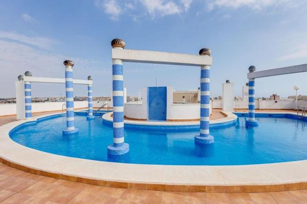 Sprzedaż mieszkania w Piso en Parque Acuático - Sector 25, Torrevieja, Torrevieja
photo 1
