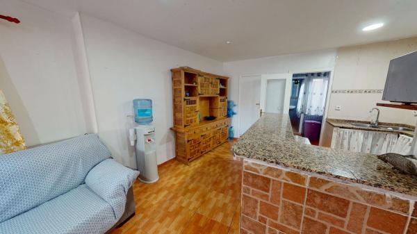 Piso en venta en Piso en Calle Cervantes, Centro, San Juan de Alicante, San Juan de Alicante thumbnail 2