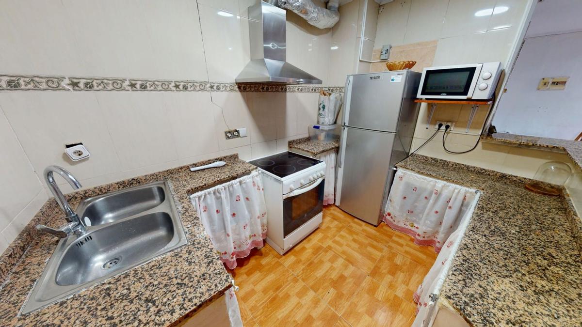 Продажа квартиры на Piso en Calle Cervantes, Centro, San Juan de Alicante, Сан-Хуан-де-Аликанте
photo 5