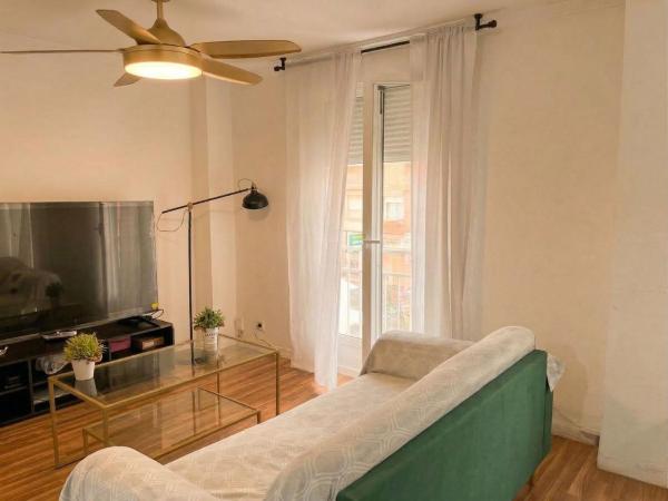 Продажа квартиры на Piso en Calle Federico García Lorca, Raval de Santa Teresa-El Asilo, Elche / Elx, Эльче / Эльх
thumbnail 2
