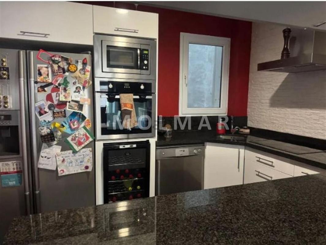 Продажа квартиры на Piso en Barri Eixample, Alcoy / Alcoi, Алкой
photo 4