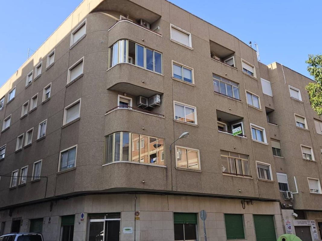 Venta de piso en Piso en Calle Elx, 22, Petrer, Petrer
photo 2