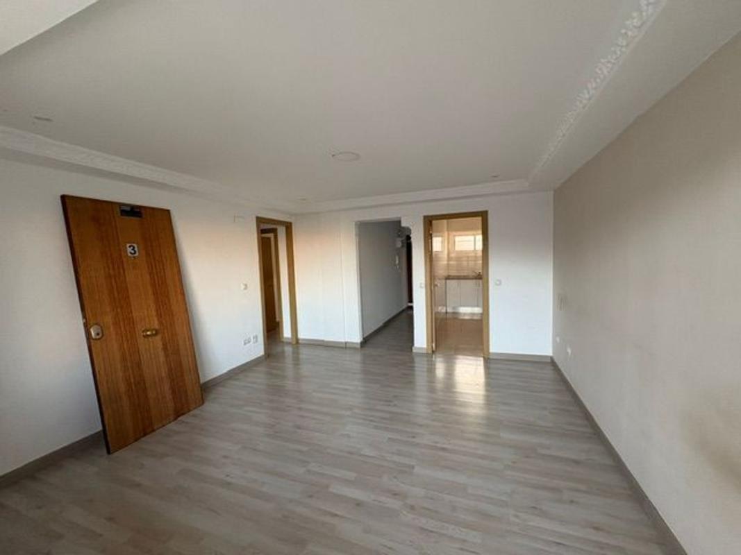 Venta de piso en Piso en Colonia Sta. Isabel, Haygon - Universidad, San Vicente del Raspeig, San Vicente del Raspeig
photo 2