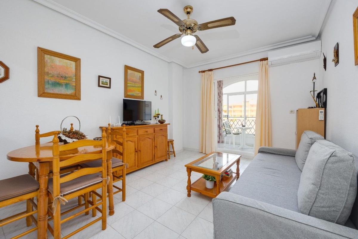 Продажа квартиры на Piso en Avenida Suiza, 62, Los Europeos, Torrevieja, Торревьеха
 photo 3