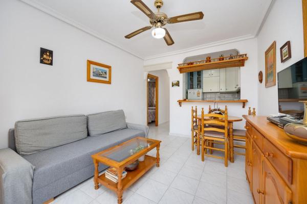 Sale of flat in Piso en Avenida Suiza, 62, Los Europeos, Torrevieja, Torrevieja
 photo 4